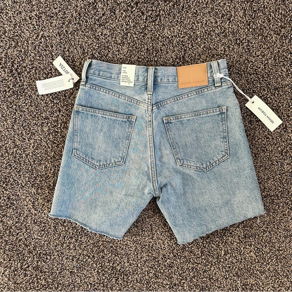 Aritzia Denim Forum The Yoko Hi-rise Denim Short in 7 Yrs Bleu Taboo, size 25 - Picture 5 of 5